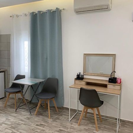 Appartamento Santorini Studio For 2 Person In Athens Near Sea& Center Esterno foto